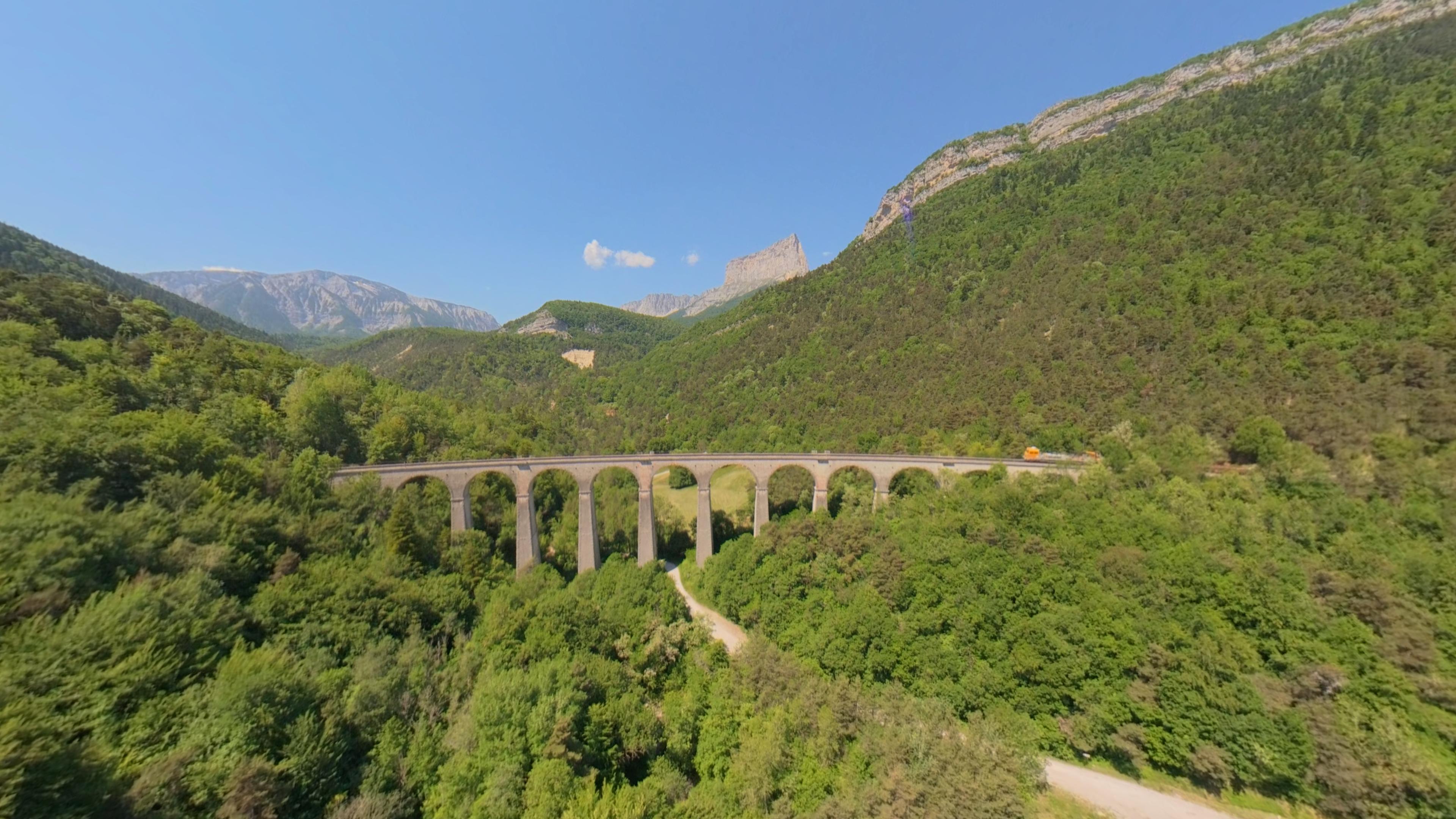 Viaduc de Darne bij Clelles